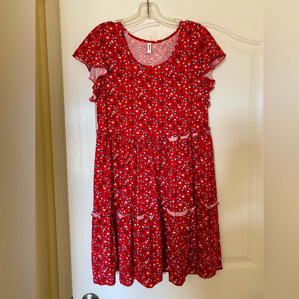 Women’s Flutter Sleeve Tiered Swing Dress Red Floral Print Medium M